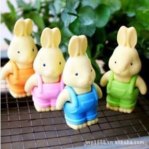 文具 q279超可愛卡通穿背帶褲的兔子橡皮擦 可愛卡通橡皮擦 文具批發-橫峰縣宇璐玩具廠提供文具 q279超可愛卡通穿背帶褲的兔子橡皮擦 可愛卡通橡皮擦 文具批發的相關介紹、產品、服務、圖片、價格橫峰縣宇璐玩具廠、七彩小夜燈;投影燈;兒童發光玩具;兒童科教益智玩具;兒童發聲發泄玩具;兒童洗澡玩具;兒童模型玩具;創業禮品;兒童文具;居家用品